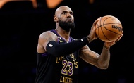 Ngã ba đường của LeBron James và bài toán quỹ lương khổng lồ cho Los Angeles Lakers