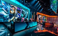 LEC tiếp tục ở lại Berlin đến 2027, Riot Games phủ nhận tin đồn “thi đấu hoàn toàn online”