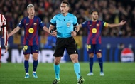 UEFA bác bỏ khiếu nại của Barcelona về tình huống Pubill để bóng chạm tay
