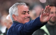 Benfica đáp trả thông tin Real Madrid muốn đưa Mourinho trở lại