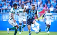Kỳ lạ tiền đạo người Brazil sút hỏng 3 quả phạt đền trong vòng 6 phút