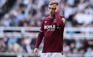 West Ham đặt một chân xuống hạng sau thất bại ở vòng áp chót