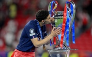 PSG vô địch Champions League 2 mùa liên tiếp với phong cách "đi bộ vòng ngoài"