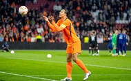 Virgil van Dijk chỉ cần... khỏe mạnh là phá kỷ lục World Cup cùng Hà Lan
