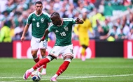 Đáp trả mọi hoài nghi, Quinones ghi dấu ấn trong chiến thắng mở màn của Mexico