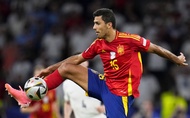 Tây Ban Nha lần đầu tiên có đội trưởng "nước ngoài" ở World Cup