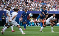 Mbappe lập cú đúp, Pháp hạ Iraq trong trận đấu World Cup kéo dài gần 4 giờ