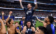 Lionel Messi và nghệ thuật "bẻ cong trận đấu"