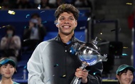 Ben Shelton đăng quang quần vợt Dallas Open: Khi bản lĩnh "lội ngược dòng" định nghĩa giá trị ngôi sao mới