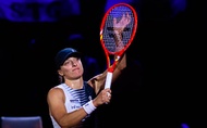 Quần vợt Stuttgart Open 2026: Iga Swiatek tái xuất ấn tượng cùng "công thức Nadal" và sự trỗi dậy của Mirra Andreeva