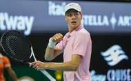 Jannik Sinner vào chung kết Miami Open: Khi "cỗ máy" giao bóng định nghĩa lại quyền lực mới của quần vợt