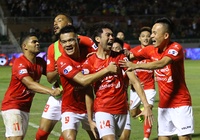    Vòng 5 V.League: Lời khẳng định của Kiatisuk hay bản lĩnh Lee Nguyễn lên tiếng?