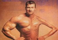 Tập luyện chuyên sâu: Vấn đề mất cân bằng cơ bắp và ví dụ từ nhân vật Bucky tay sắt của Marvel