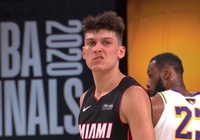Tyler Herro nói gì về cái nhếch mép ở game 3 gặp Lakers?