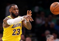 Những lần LeBron James chuyền bóng trong tình huống quyết định