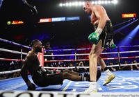 Deontay Wilder phải phẫu thuật bắp tay sau trận đấu với Tyson Fury