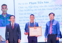 Cựu tuyển thủ điền kinh giành HCB SEA Games nhận giải thưởng Thanh niên sống đẹp 2020