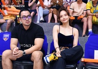Ca sỹ Miu Lê đến cổ vũ trận Nha Trang Dolphins vs Saigon Heat