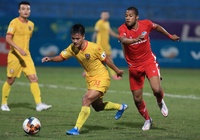 V.League đổi sân thi đấu của Hồng Lĩnh Hà Tĩnh vì bão số 9