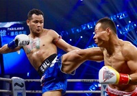 ‘Đại cường nhân Trung Hoa' gây xôn xao với màn tái đấu ‘Máy đấm Thái Lan’ Yodsanklai Fairtex 