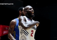 Đè bẹp Hochiminh City Wings, Thang Long Warriors bám sát ngôi đầu