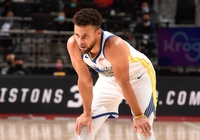 Tại sao Steph Curry chưa muốn gia hạn với Golden State Warriors?