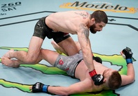 Tân binh UFC phá đòn "chặt trụ", knockout đối thủ với cú đấm sấm sét