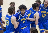 Hóa người hùng hiệp phụ, Johnny Juzang giúp UCLA lội ngược dòng ở NCAA March Madness
