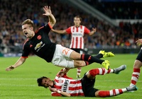 Luke Shaw vượt qua chấn thương gãy chân kinh hoàng ra sao?