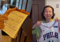Cụ bà 95 tuổi mày mò NBA bỗng trở thành hiện tượng, được Danny Green tặng quà chất lừ