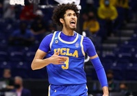 Xô đổ cột mốc của Kevin Love, Johnny Juzang đưa UCLA vào Bán kết NCAA Tournament