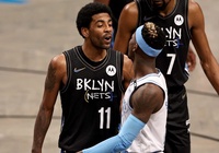 Kyrie Irving bị đuổi khỏi sân, Lakers hạ gục Brooklyn Nets