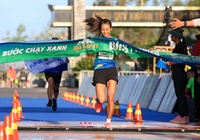 Tuyển thủ SEA Games “chạy sô giải” dày đặc vẫn đăng quang BaDen Mountain Marathon
