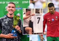 Cầu thủ hay nhất trận Robin Gosens "trả đũa" Ronaldo vụ đổi áo
