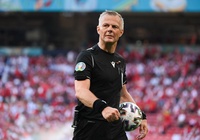 Choáng với gia sản khổng lồ của trọng tài chung kết EURO 2021