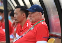 "Bố già" Petrovic đồng ý gia hạn hợp đồng với CLB Thanh Hóa