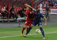 Đá xấu Quang Hải, Theerathon nhận cái kết đắng ở chung kết AFF Cup 2020