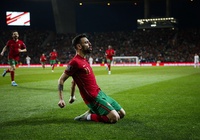 Bruno Fernandes tỏa sáng đưa Bồ Đào Nha tới World Cup 2022