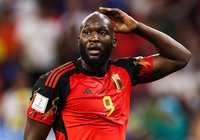 4 tình huống "chân gỗ" kinh hoàng của Lukaku khiến Bỉ bị loại