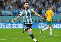 Messi vượt qua Maradona, áp sát kỷ lục của Batistuta ở World Cup