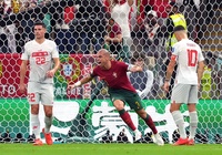 Pepe vượt Ronaldo về ghi bàn ở vòng loại trực tiếp World Cup