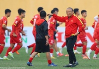 Đội hình ra sân Việt Nam vs Philippines: Hoàng Đức, Văn Hậu làm khán giả, Văn Quyết đá chính
