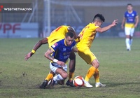 Không cổ xúy đá bạo lực trước Hà Nội, HLV Popov nói lên sự thật phũ phàng về V.League