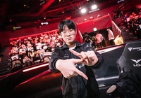 T1 Zeus và hành trình đến với LMHT chuyên nghiệp, tiết lộ là fan cứng của Arsenal