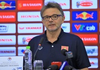 HLV Troussier: "Quang Hải hiện không xứng đáng lên tuyển Việt Nam"