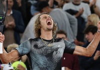 Alexander Zverev bồi hồi cảm xúc sau khi chấm dứt cơn khát danh hiệu ngay tại quê nhà
