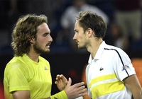 Kết quả Cincinnati 2023 ngày 18/8: Medvedev và Tsitsipas dắt tay nhau rời giải