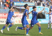 Quảng Nam sửa chữa sai lầm, phủ đầu đối thủ để thăng hạng V.League 