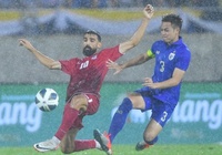 Trọng tài “biếu” penalty, Thái Lan vẫn đau đớn dâng chức vô địch King’s Cup cho Iraq
