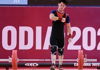 Nhà vô địch SEA Games Trần Minh Trí tái phát chấn thương, bỏ cuộc ở cử tạ ASIAD 19